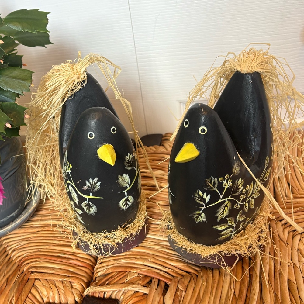 Set of 2 Loblaws Black Decorative Rustic Chicken Figurines Wood + Straw Accents - Picture 9 of 9